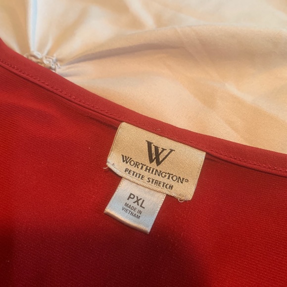 Red top - Picture 3 of 3